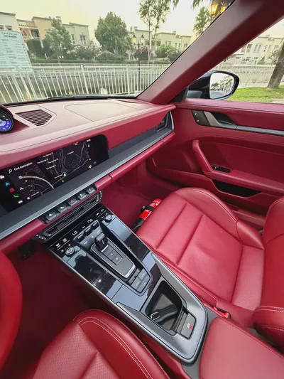 Porsche 911 Carrera 2023 GCC Specs-8