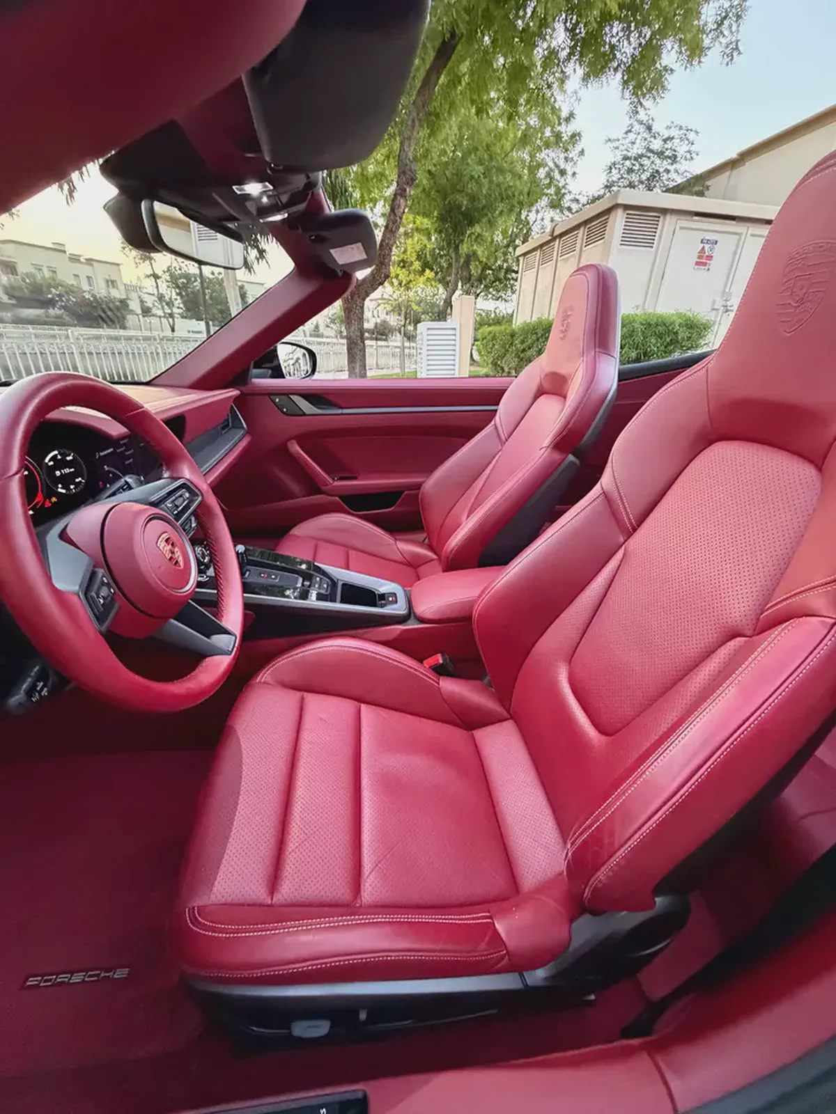 Porsche 911 Carrera 2023 GCC Specs-10-10