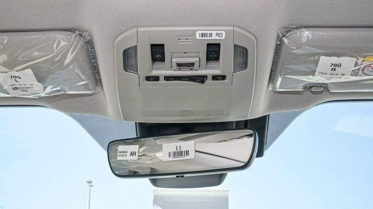 Toyota Highlander VXR 2.5L Hybrid VXR (AWD)-15-0