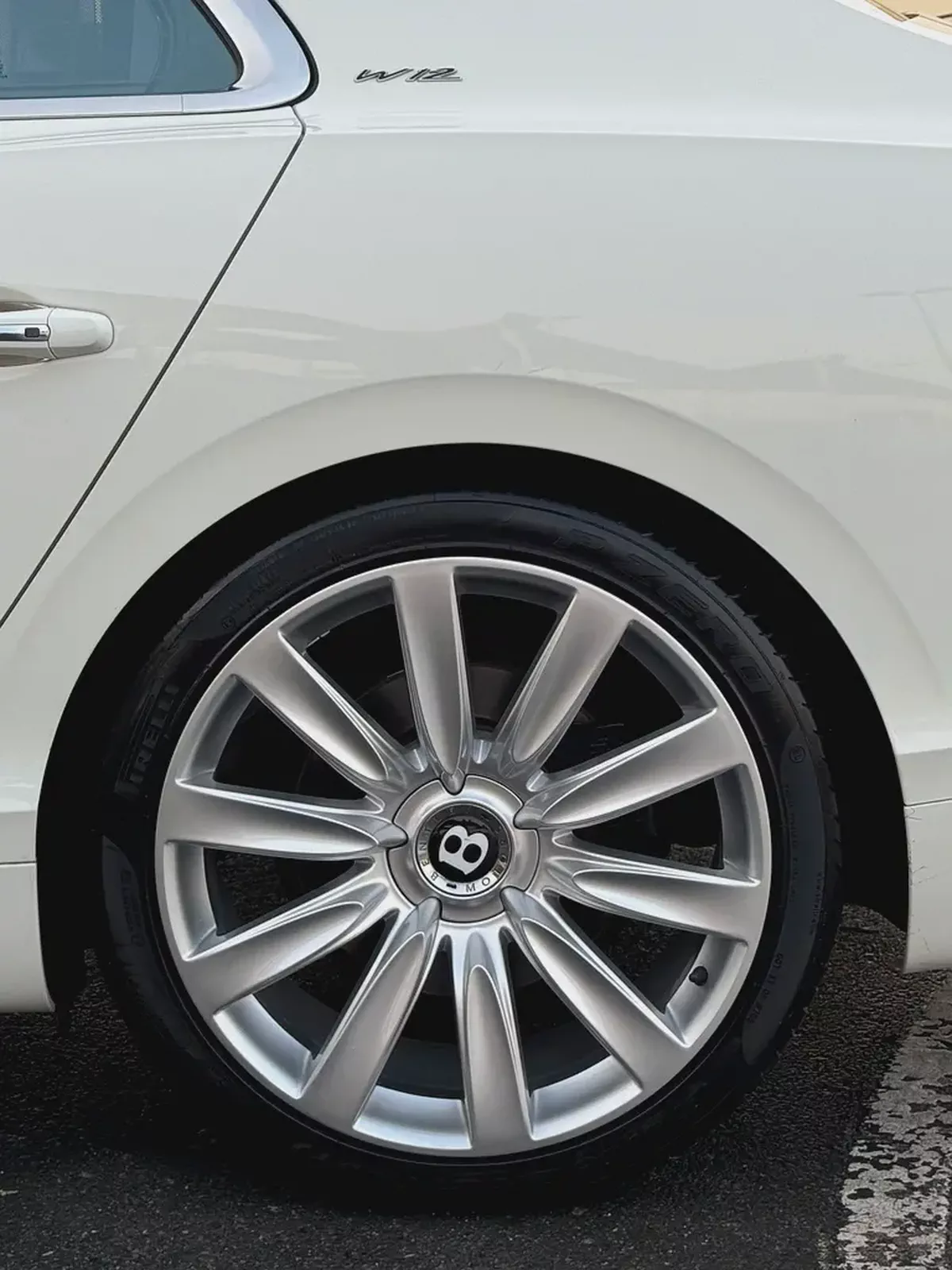 2015 Bentley Flying Spur W12 First Edition | Japanese Specs | Pristine Condition-9-9