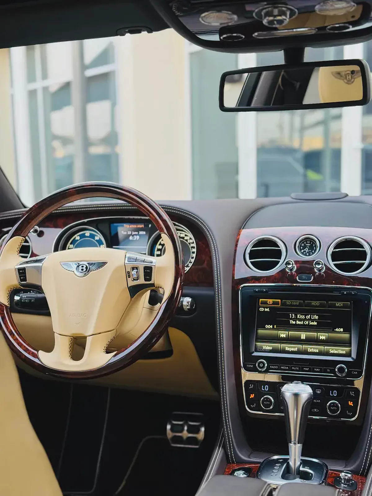2015 Bentley Flying Spur W12 First Edition | Japanese Specs | Pristine Condition-18-18