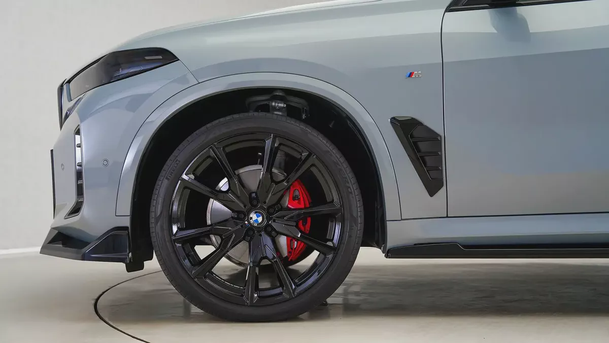 2025 BMW X5 xDrive40i M Sport | GCC Specs | AGMC Active Warranty & Service August 2029-10-10