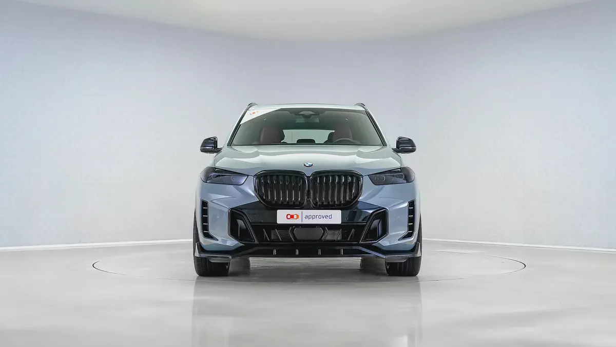 2025 BMW X5 xDrive40i M Sport | GCC Specs | AGMC Active Warranty & Service August 2029-7-7