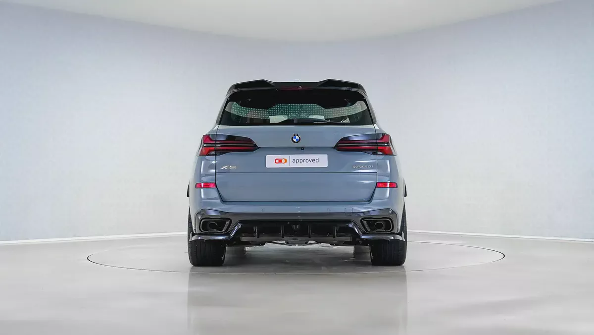 2025 BMW X5 xDrive40i M Sport | GCC Specs | AGMC Active Warranty & Service August 2029-8-8