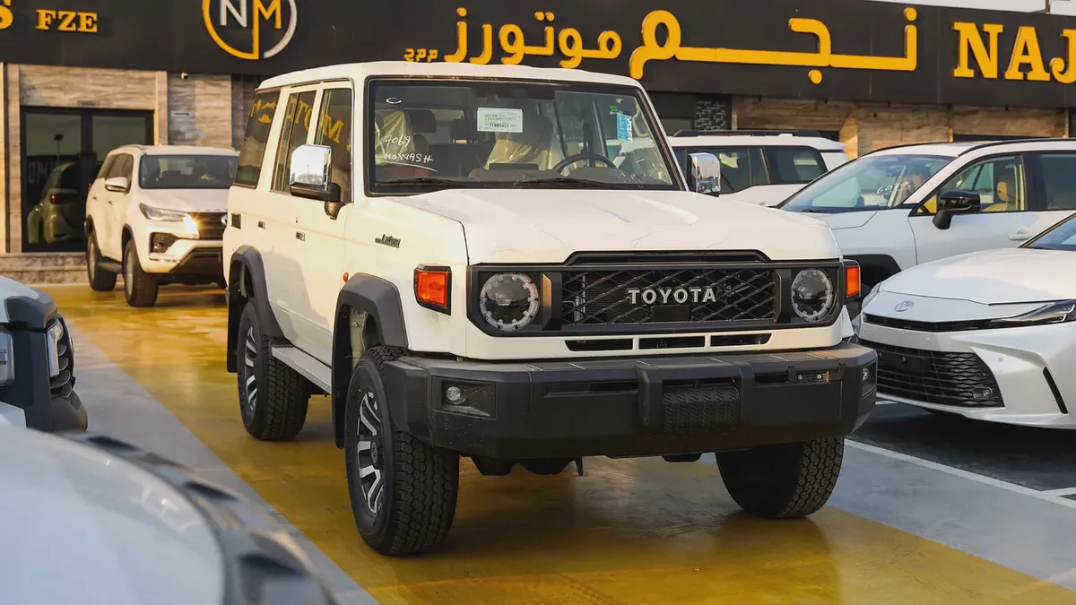 2026 Toyota Land Cruiser 70 Series LC 76 LX 4.0L A/T GCC Specs SAUDI-2-2