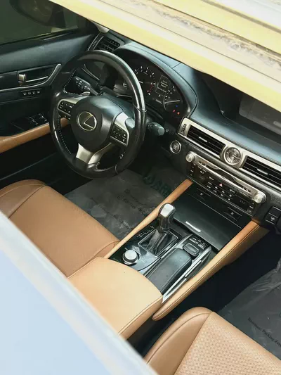 2016 Lexus GS-Series GS 200t GCC Specs in Excellent Condition-12