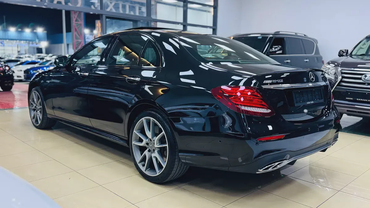 Mercedes-Benz E-Class E-43 AMG 4-matic  GCC Specs-5-5