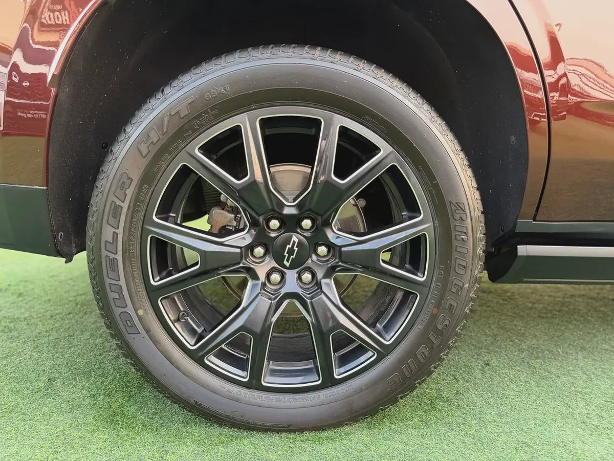 (2023) CHEVROLET TAHOE //PREMIER// GCC FULL OPTION -ORIGINAL PAINT--17-17