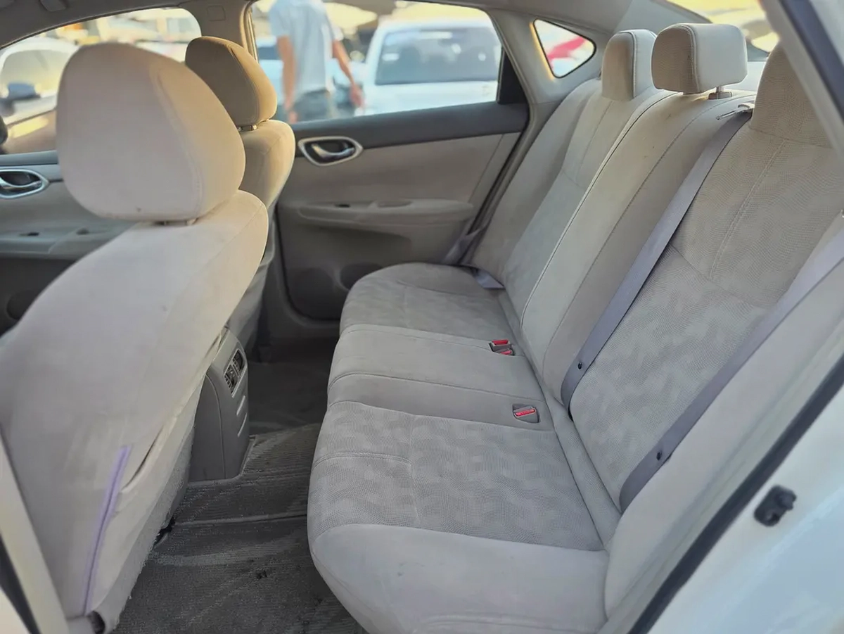 2018 Nissan Sentra SV - GCC Specs - Excellent Condition-12-12