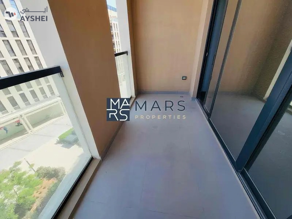 Balcony Studio | Spacious | Full Of Amenities | Resale