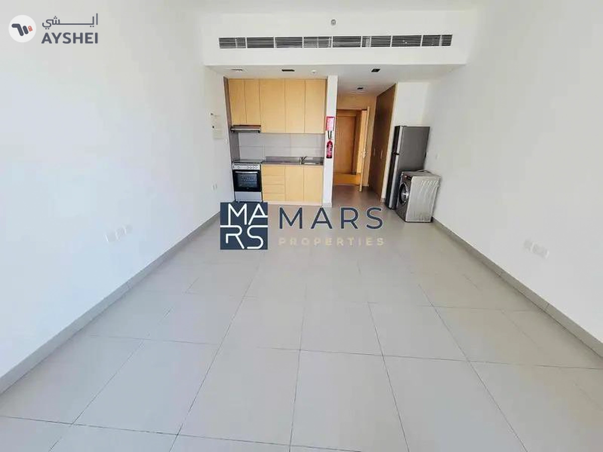 Balcony Studio | Spacious | Full Of Amenities | Resale