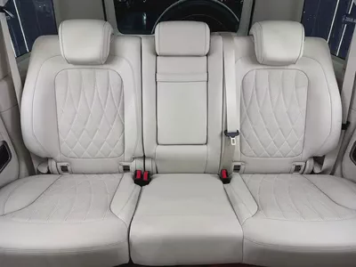 European | Low Mileage | Original Paint | Full service History | Well Maintained-19
