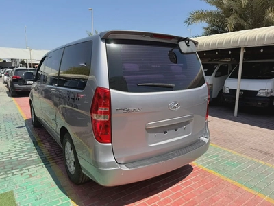 Hyundai Grand Starex GLS 2013 - Korean Specs - Well Maintained-3