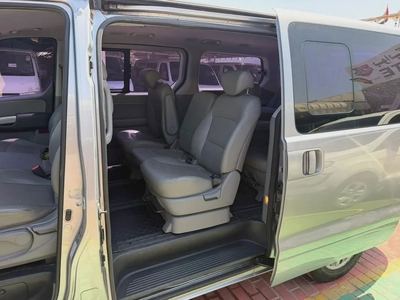 Hyundai Grand Starex GLS 2013 - Korean Specs - Well Maintained-5