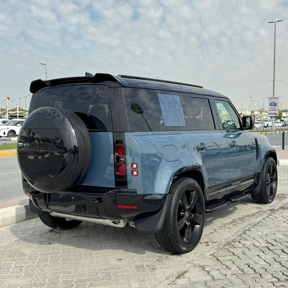 LAND ROVER DEFENDER SE DYNAMIC 2025 | BLUE ( REF-ACD )-6-6