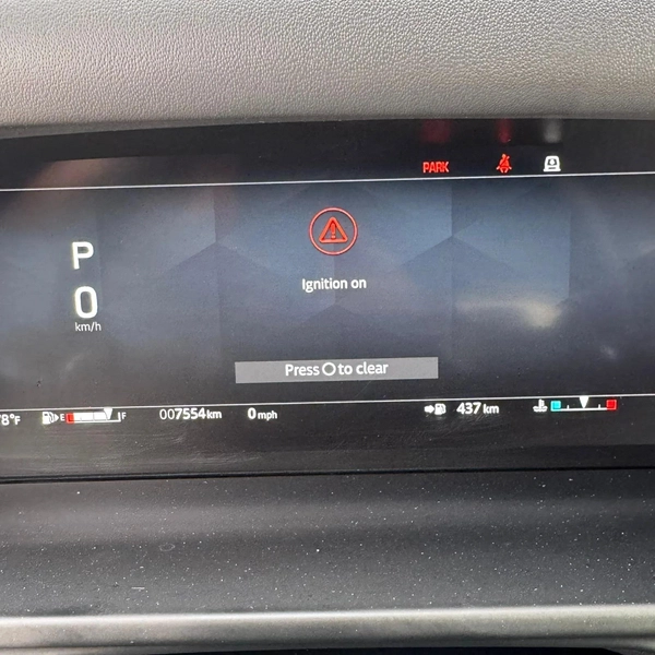 LAND ROVER DEFENDER SE DYNAMIC 2025 | BLUE ( REF-ACD )