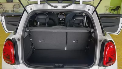 Mini Cooper S Gcc Specs Full Option 100% Original Paint Single Owner Under Warranty Well Maintained-18