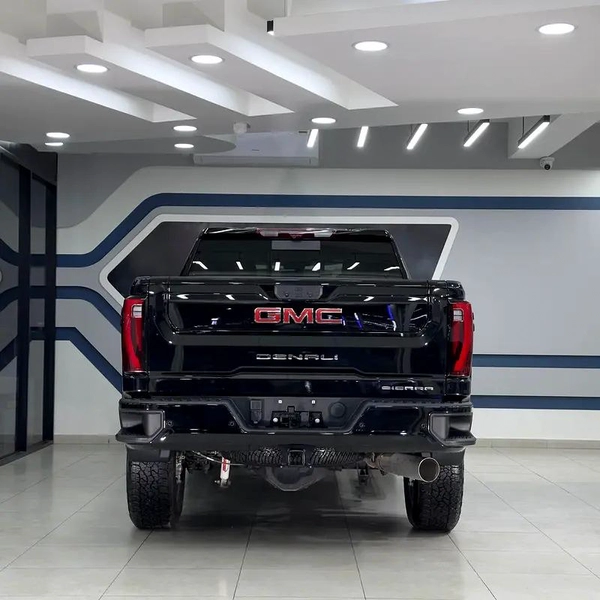 2025 GMC Sierra Denali 2500 HD Diesel