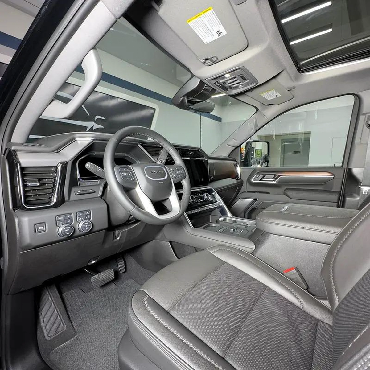 2025 GMC Sierra Denali 2500 HD Diesel-4-4
