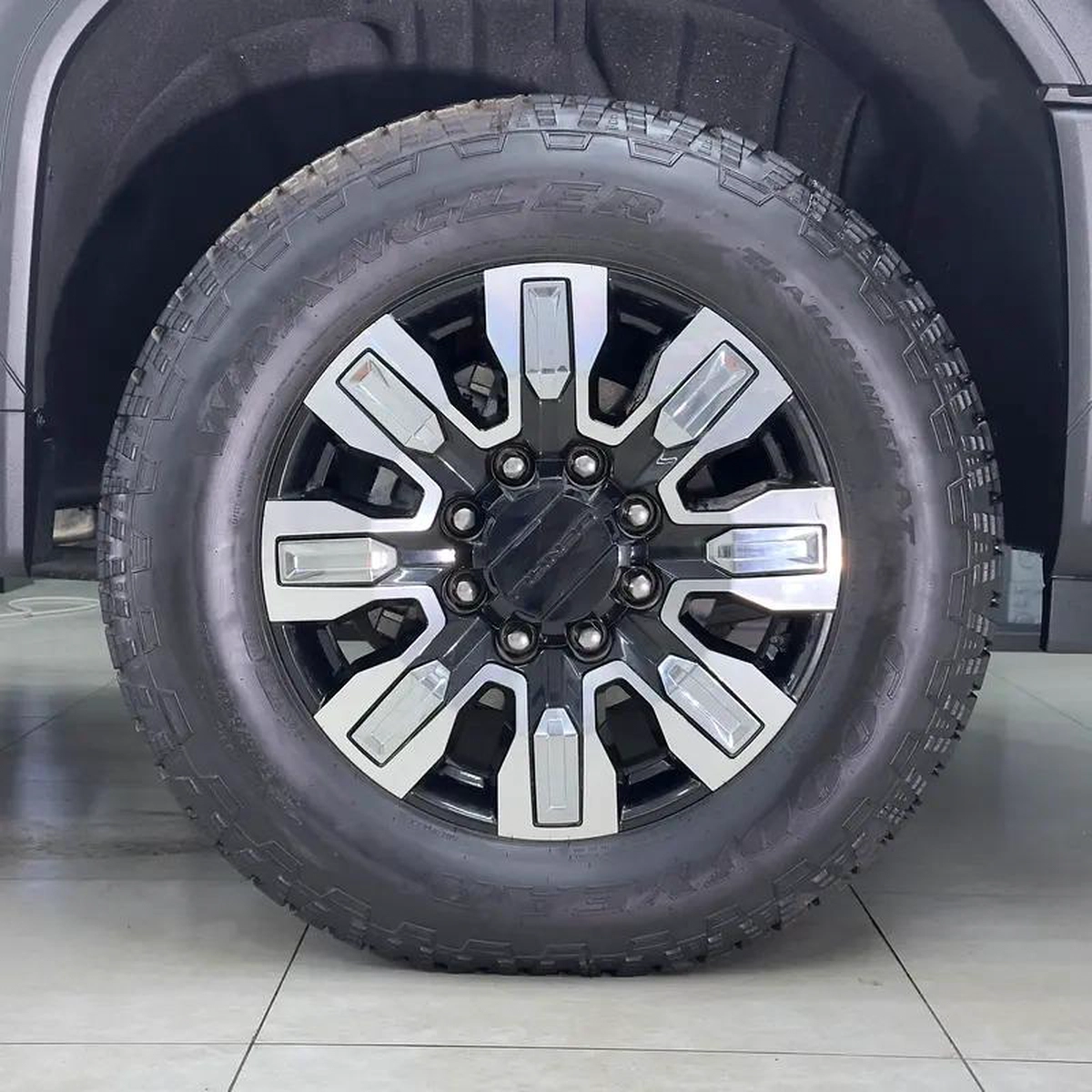 2025 GMC Sierra Denali 2500 HD Diesel-2-2