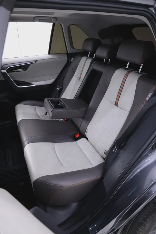 Toyota RAV4 Adventure - GCC - PERFECT CONDITION