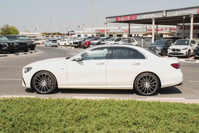 2021 - BENZ E53 AMG /// - BRAND NEW CONDITION - ONLY 25,000 KM DONE-4