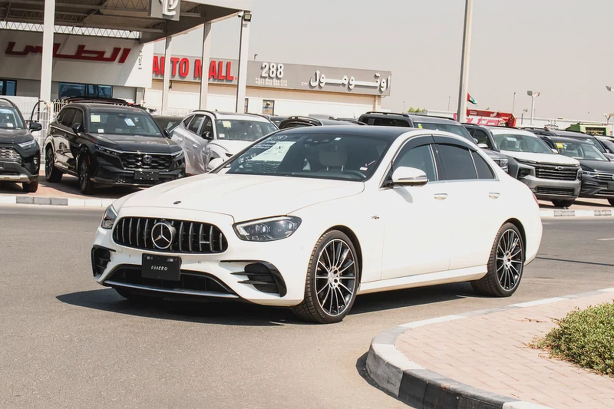 2021 - BENZ E53 AMG /// - BRAND NEW CONDITION - ONLY 25,000 KM DONE-2-2