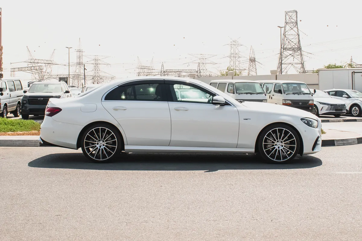 2021 - BENZ E53 AMG /// - BRAND NEW CONDITION - ONLY 25,000 KM DONE-3-3