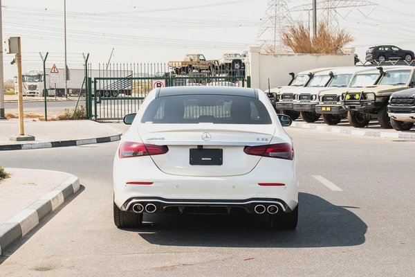 2021 - BENZ E53 AMG /// - BRAND NEW CONDITION - ONLY 25,000 KM DONE