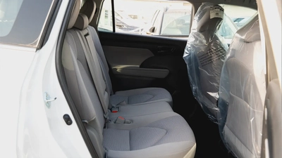 2026 Toyota Highlander LE 2.5 AT Hybrid-16
