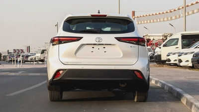 2026 Toyota Highlander LE 2.5 AT Hybrid-4