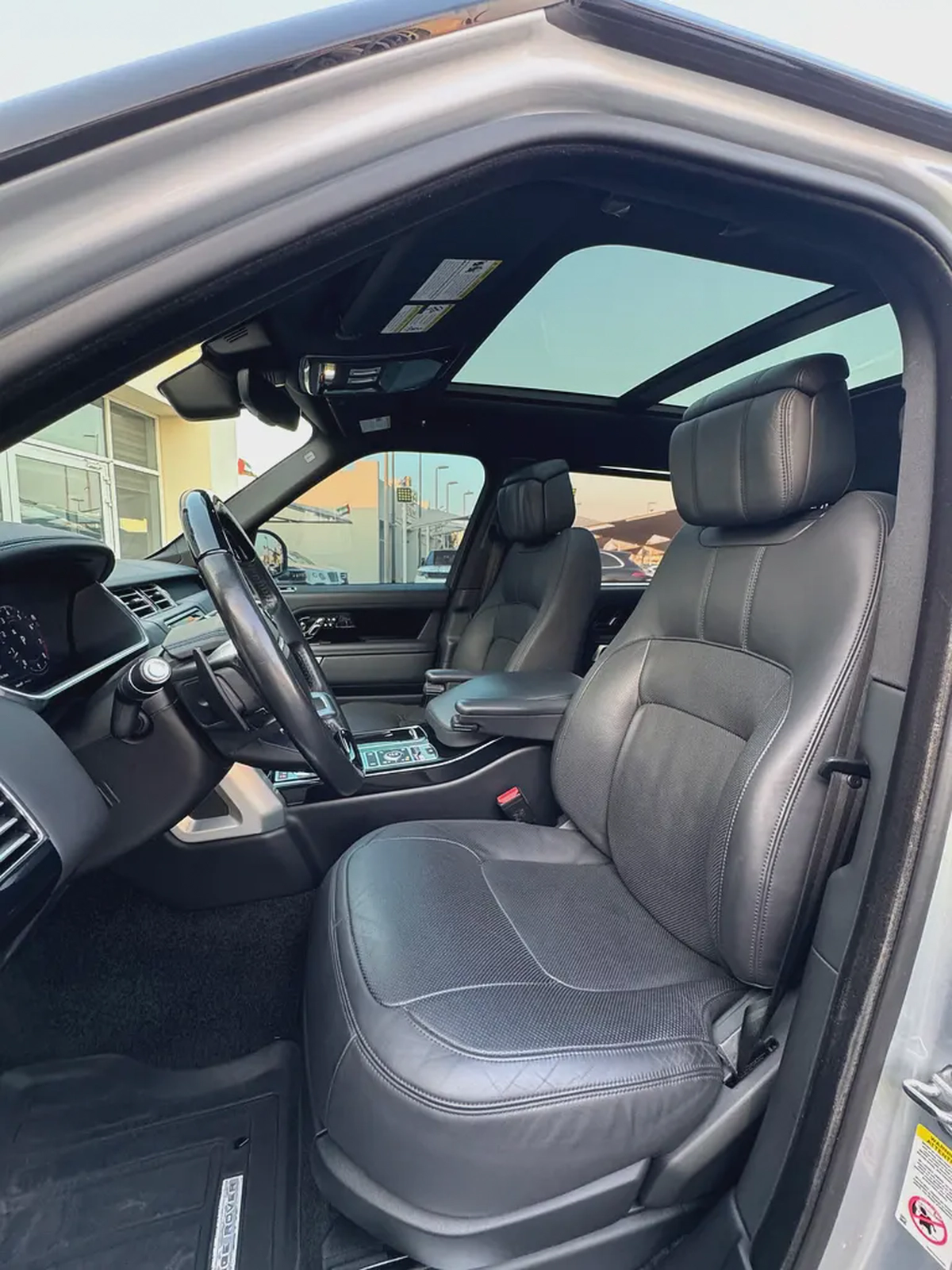 Range Rover vogue L autobiography 2019 very good condition-15-15