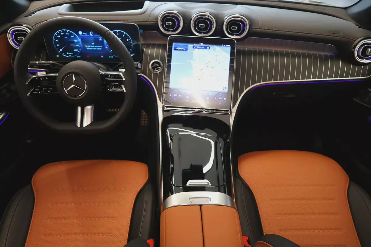 MERCEDES-BENZ -GLC COUPE -GLC200-4MATIC-0KM-2026-GCC SPECS-UNDER WARRANTY (Available 3 colors)-14-14