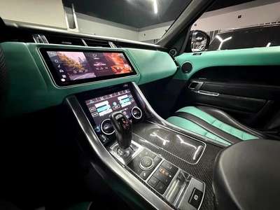 Land Rover Range Rover Sport SVR GCC Specs-12