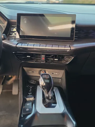 MG GT 2024 Luxury GCC Specs-12