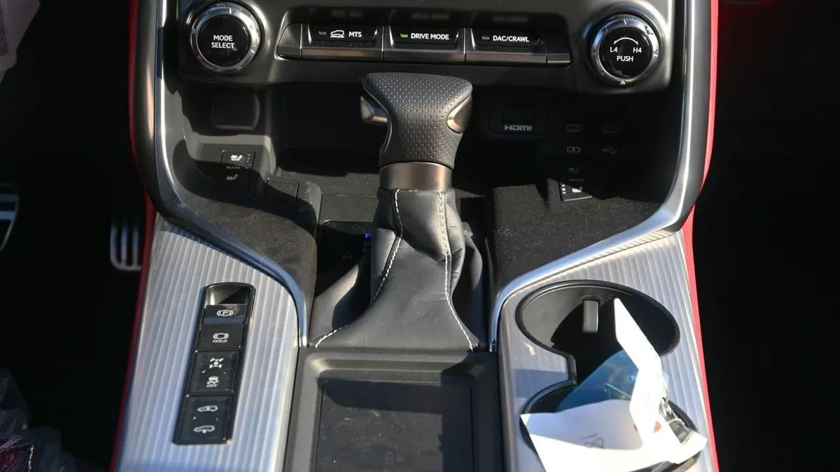 2026 Lexus LX 600 – Luxury V6 Twin-Turbo 4WD SUV-5-5