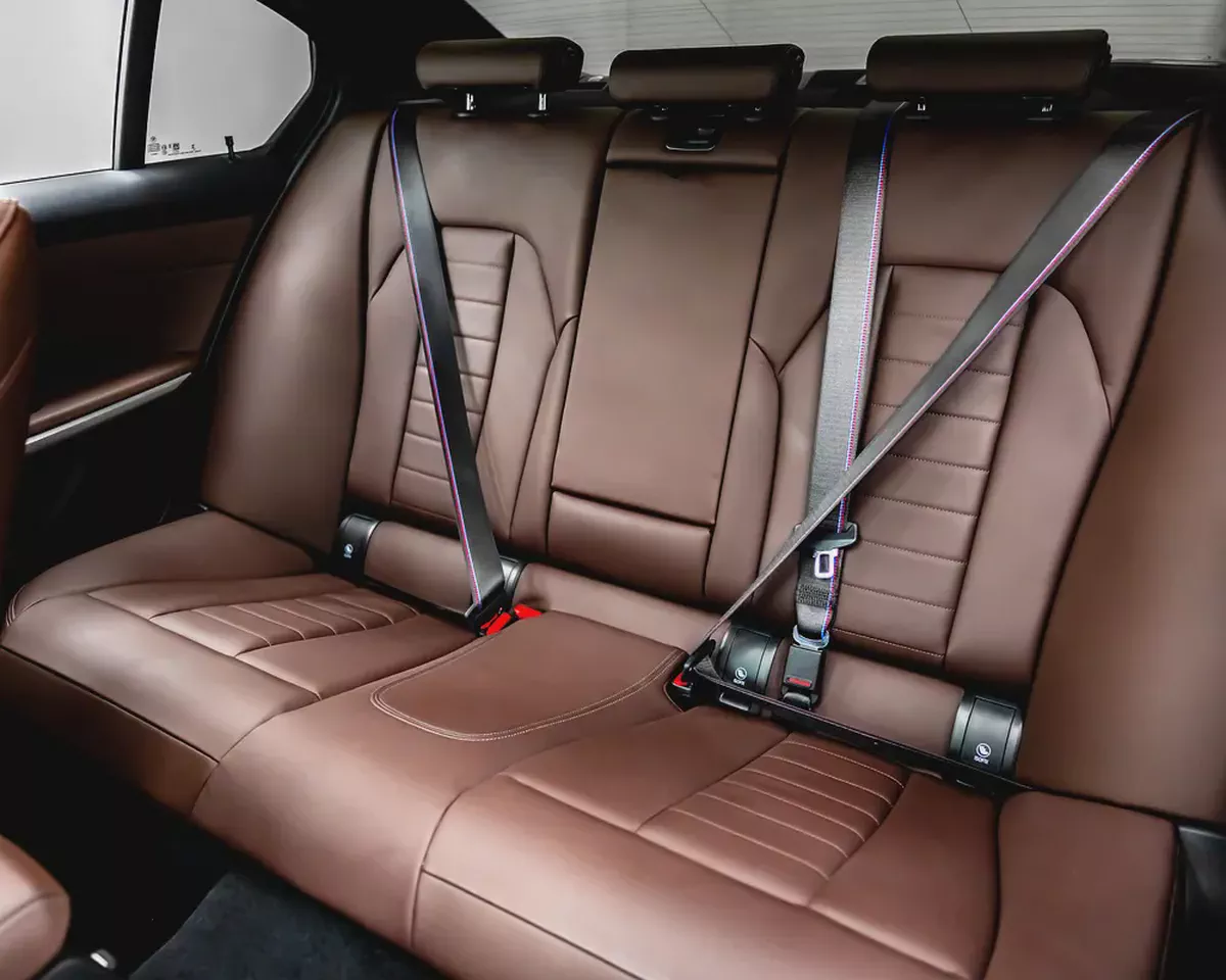 BMW 340i XDRIVE M PERFORMANCE MASTERCLASS - 2025 - GCC - WARRANTY AND SERVICE CONTRACT-16-16