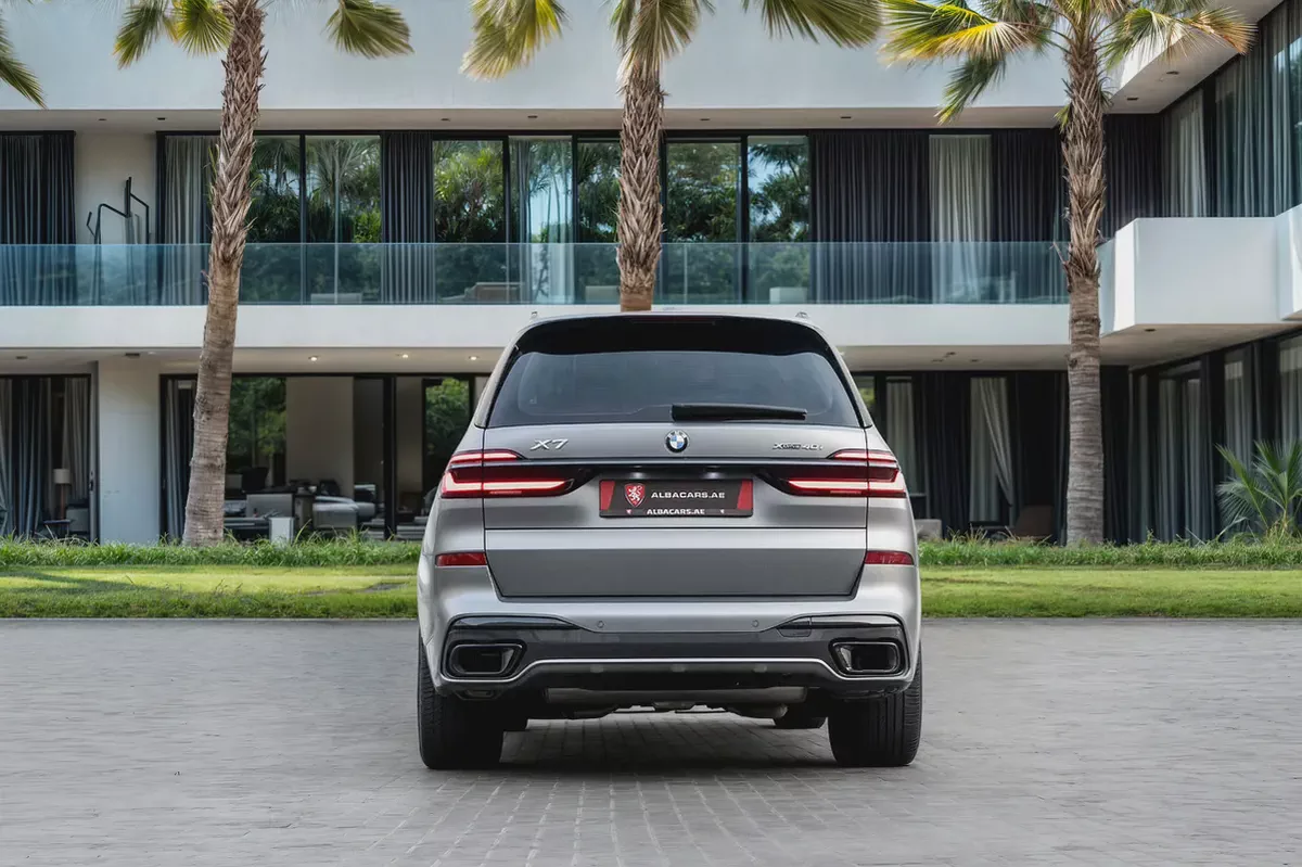 7,246 P.M |  X7 xDrive40i M Sport | 0% Downpayment | Agency Warranty-4-4