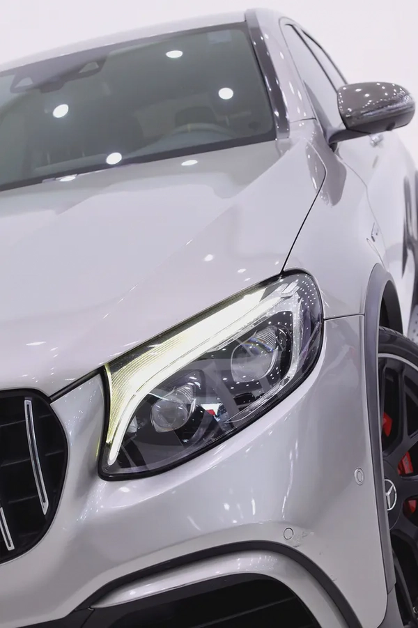 GLC 63 S - EDITION 1 - GCC - clean title - FULL CARBON PACKAGE - FULLY LOADED + warranty
