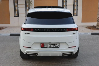 Land Rover Range Rover Sport HSE 2024- like Brand New-4