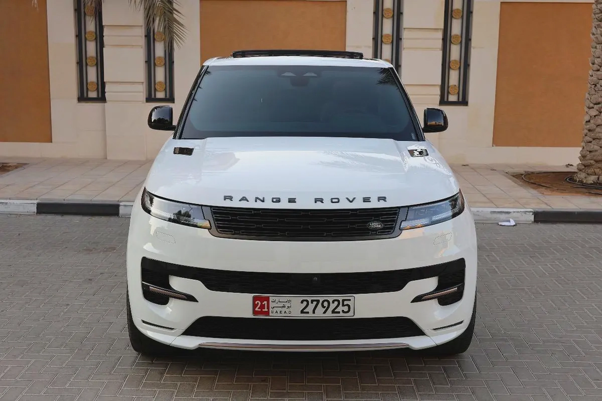 Land Rover Range Rover Sport HSE 2024- like Brand New-3-3