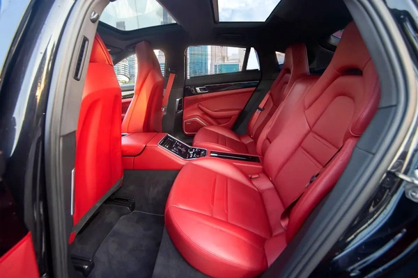 4,200 P.M | 0% DownPayment | Porsche Service | MEGA SALE Extra Options