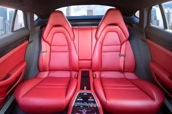 4,200 P.M | 0% DownPayment | Porsche Service | MEGA SALE Extra Options