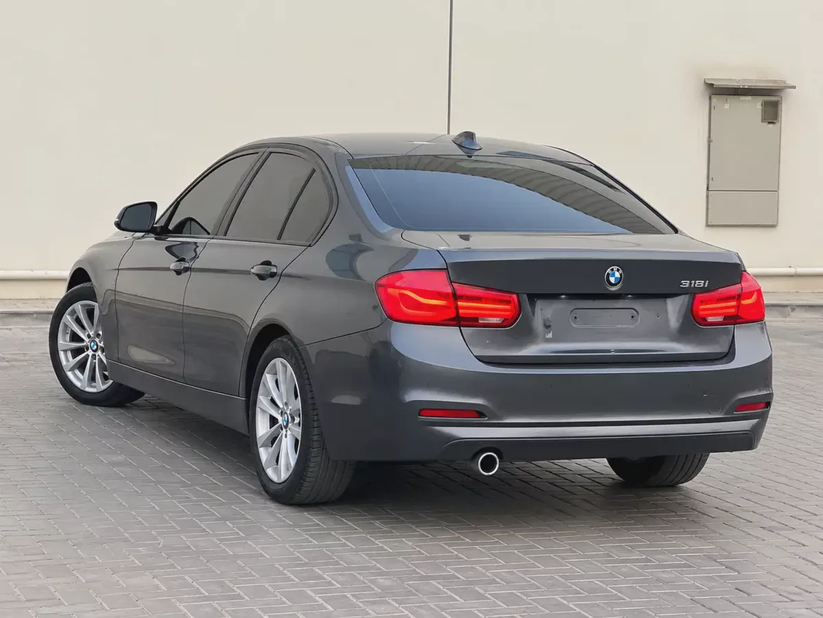 AED 840 P.M | BMW 318 | EXECUTIVE | 2018 | GCC | 1.5L 3 CYLINDERS | LOW MILEAGE-3-3