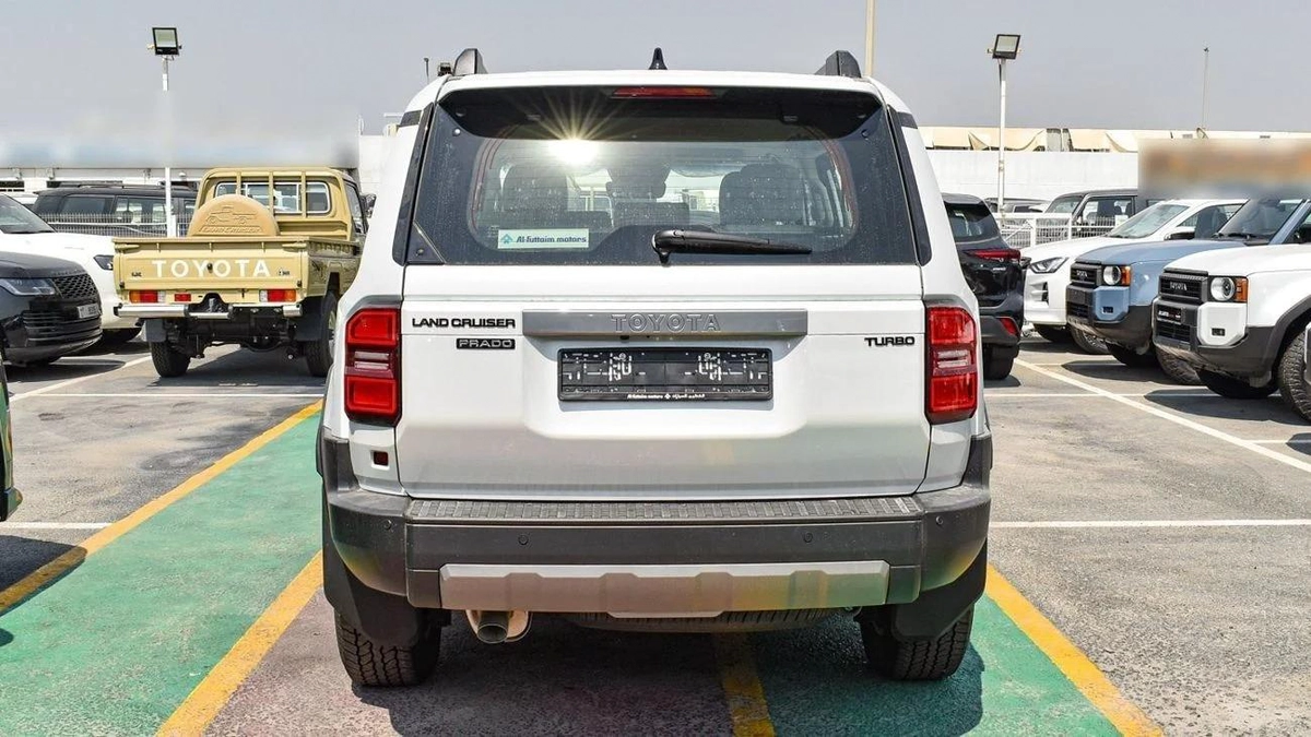Toyota Prado 2.0L Turbu Petrol Al Futaim warranty-5-5