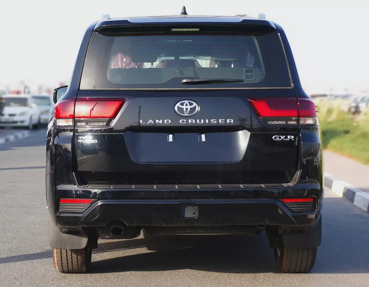 LC300 GXR 3.5L Twin Turbo 2026 GCC Specs No Radar No JBL-3-3
