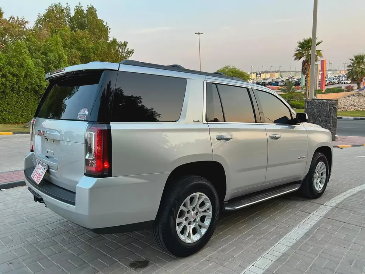 GMC Yukon SLE 2015 | American Specs | Well Maintained-2-2