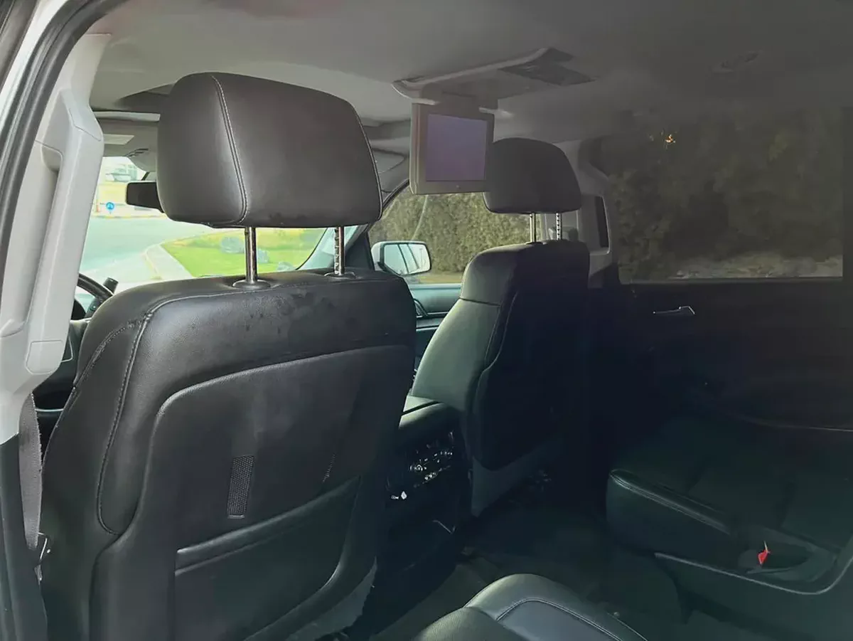 GMC Yukon SLE 2015 | American Specs | Well Maintained-8-8