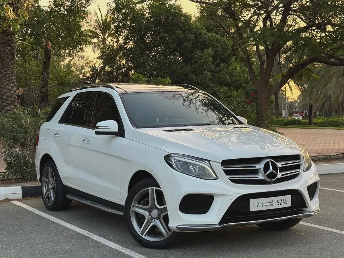 2016 Mercedes-Benz GLE 400 | GCC Specs | Low Mileage | Pristine Condition-1-1