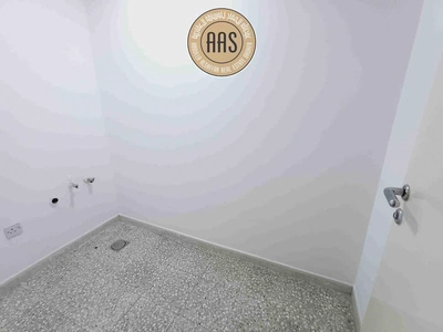 Luxurious and spacious 2BHK apartment with maid room,near to Metro station-10
